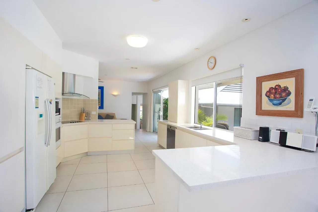 Villa Family Living In The Heart Of Noosa, Noosa Heads